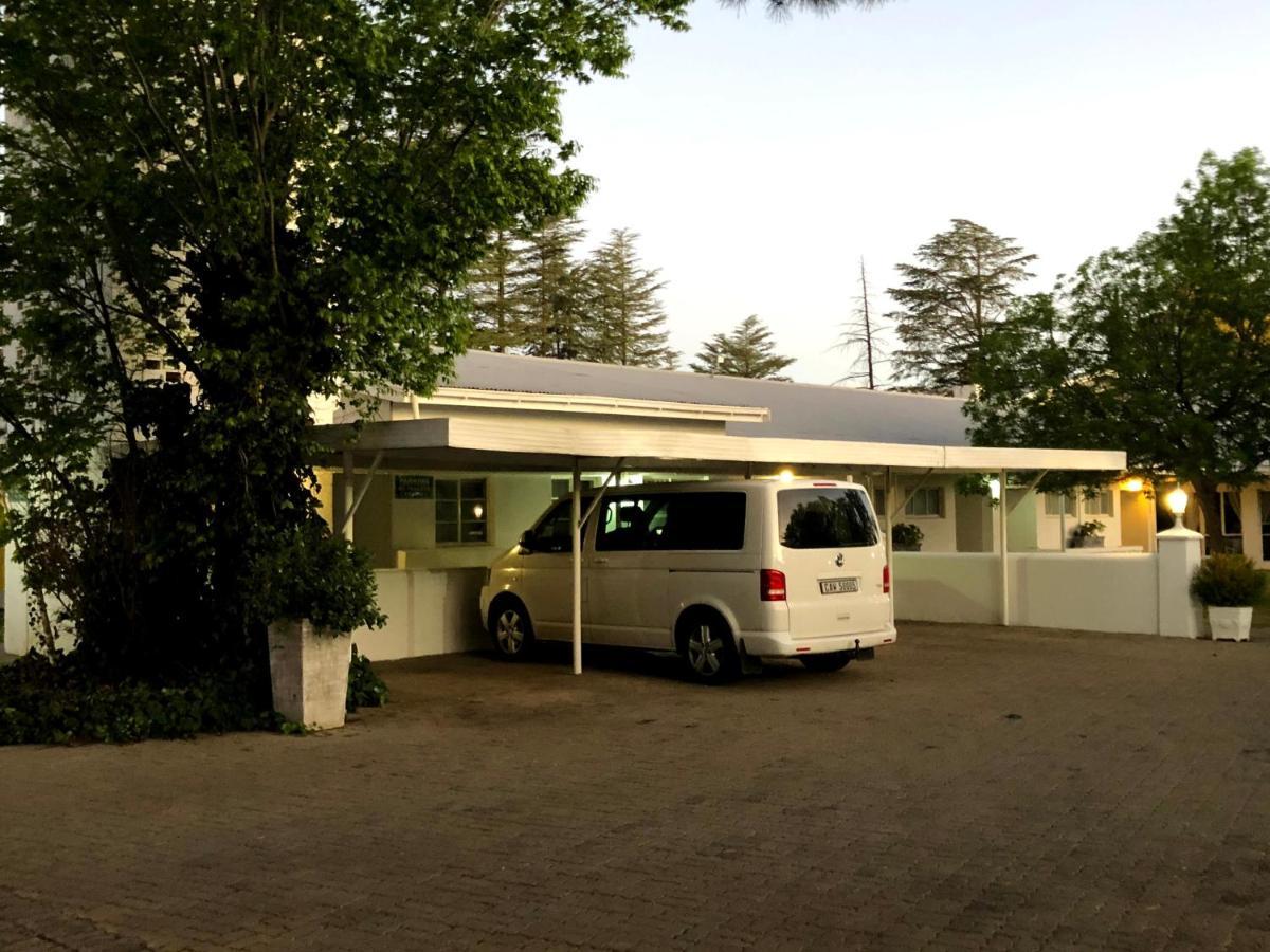 Umtali Country Inn Aliwal North Exterior foto