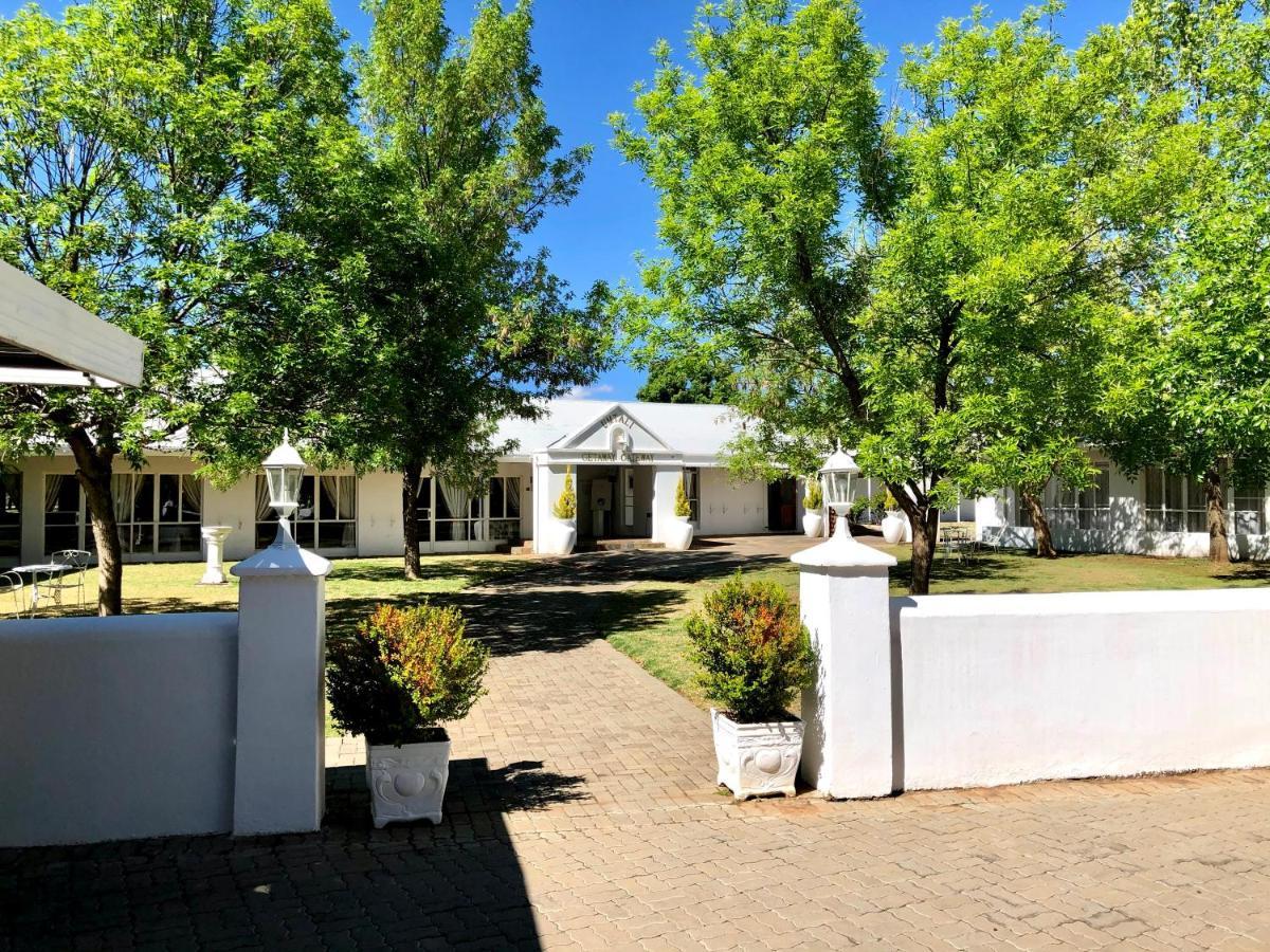 Umtali Country Inn Aliwal North Exterior foto