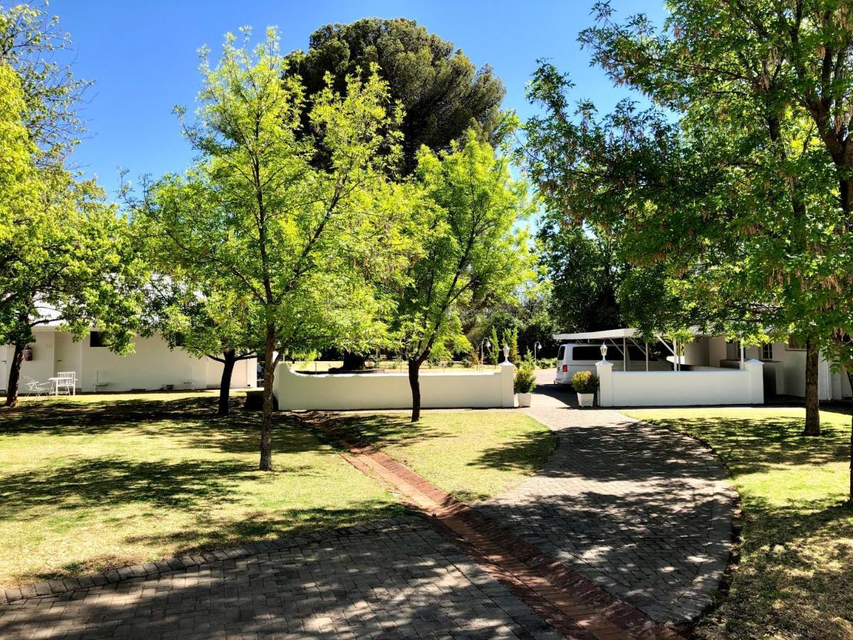 Umtali Country Inn Aliwal North Exterior foto